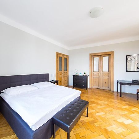 Boheme Apartment Prague Three Eksteriør bilde