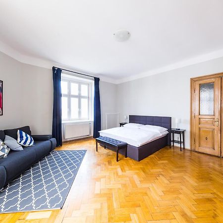 Boheme Apartment Prague Three Eksteriør bilde